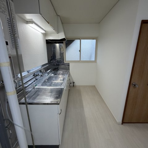 センチュリービラのキッチン|コンパクトなキッチンで掃除もラクラク