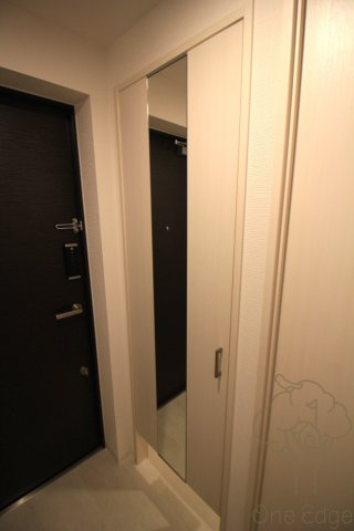 エスリードレジデンス大阪福島フロントの玄関