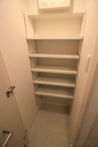 エスリードレジデンス大阪福島フロントの玄関