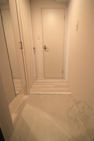 エスリードレジデンス大阪福島フロントの玄関