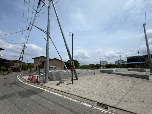 【前面道路含む現地写真】 | 高崎市新町　新築住宅 | 現地ご案内ツアー開催中！早朝やお仕事帰りのご見学にもすぐ対応致します！見学ご予約はコアライブまでお気軽にお問い合わせ下さい！