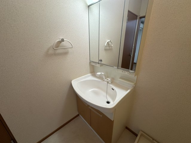 小阪別邸の洗面所