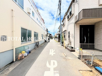 【前面道路含む現地写真】 | 国分寺市本多2丁目　新築戸建　全1棟