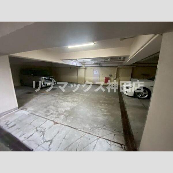 【駐車場】駒形武蔵野マンション