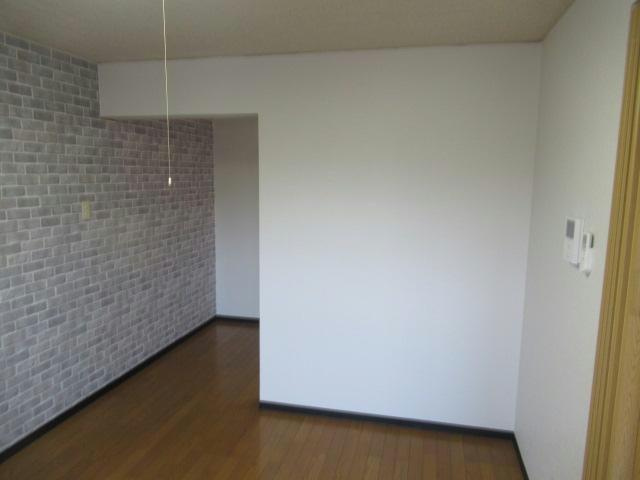 ロイヤル弐番館の居間・リビング