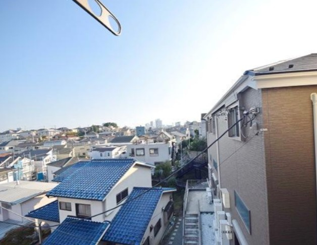 ヒルズ反町Ａ棟の展望