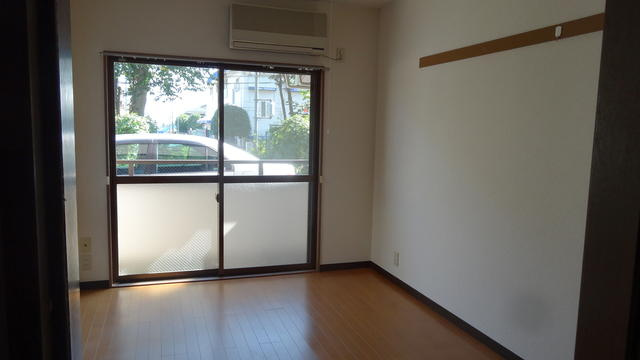 二面採光　明るい部屋です
