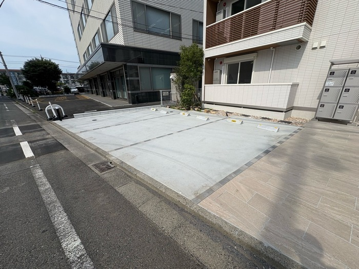 D-Gran 飯田町の駐車場
