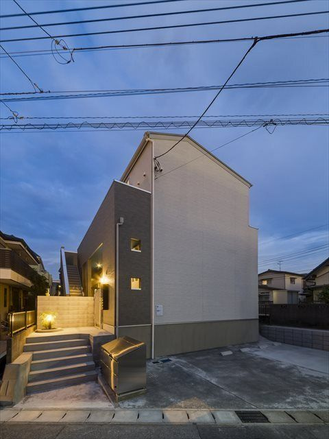 松戸市中根のアパートの外観