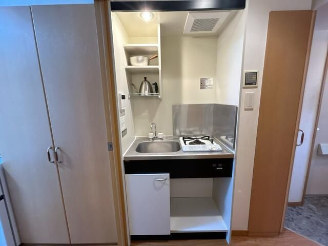 マイナビＳＴＡＹミライエ八丁堀　ＥＡＳＴ（アイフェリーク八丁堀）のキッチン