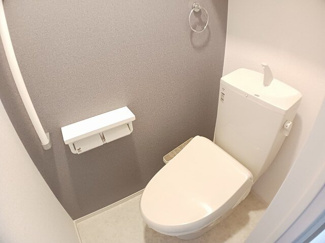 【トイレ】 | アネモスヒルズ姫路Ⅱ | シンプルで使いやすいトイレです