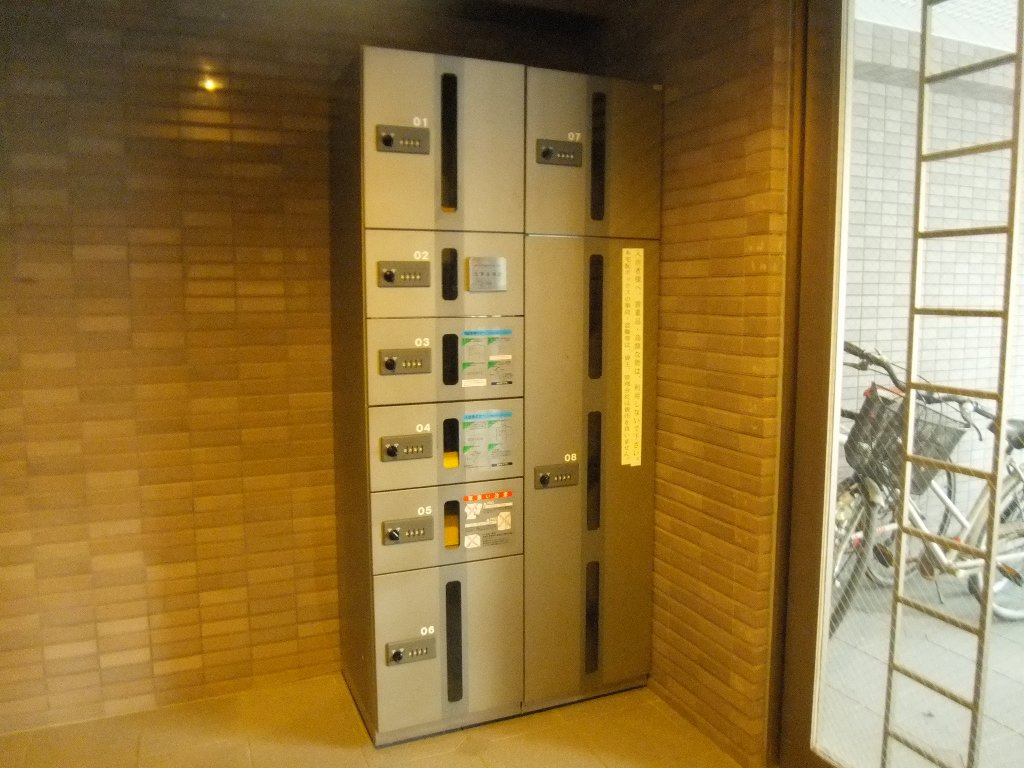ヒルズ新栄のロビー