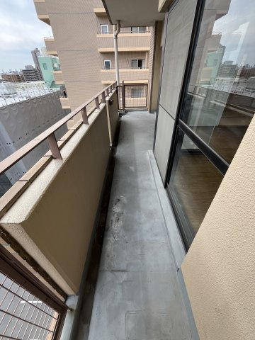 Do鶴見のバルコニー