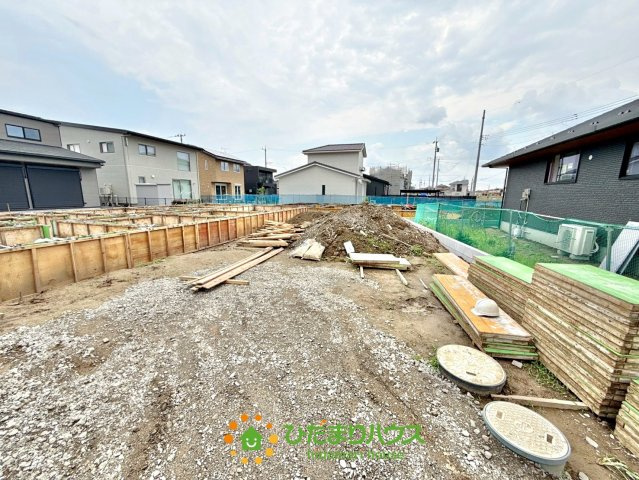 加須市下高柳第3　新築一戸建て　02　クレイドルガーデンの駐車場|26/06/12 撮影