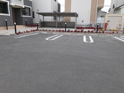 【駐車場】 | ラフィーネ和なごみ | 駐車場完備です