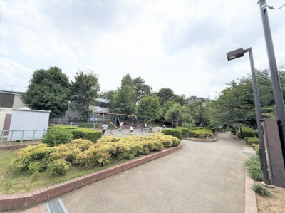 【外観】 | 【仲介手数料８３０万円が無料！】■祐天寺駅１４分■公園が見える■２０７平米■容積２００％ | 諸費用８３０万円ＯＦＦ！
お得な特別キャンペーン中！
日本一の家計応援サービスに挑戦中！
■公園まで５０ｍ
■２０７平米
■祐天寺駅１４分
■お好きなハウスメーカーで建築可
