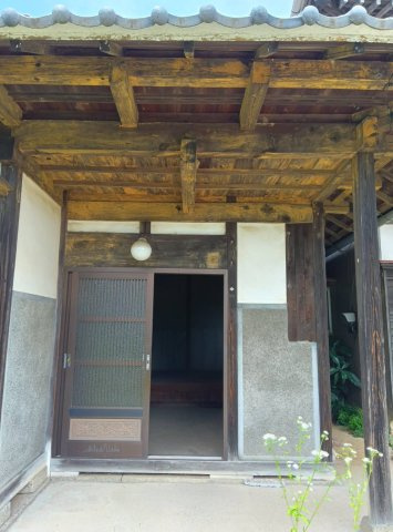 石岡市大増の玄関