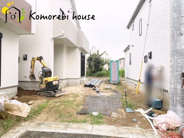 蓮田市黒浜2343番　新築一戸建て　ハートフルタウン　Cの駐車場|カースペースがあります
