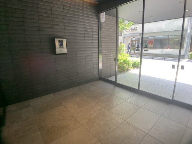 レクシード両国駅前のエントランス