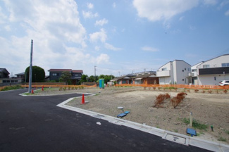【前面道路含む現地写真】 | 【仲介手数料無料！！】府中市四谷3丁目　建築条件付き売地（全8区画）6区画　3590万円