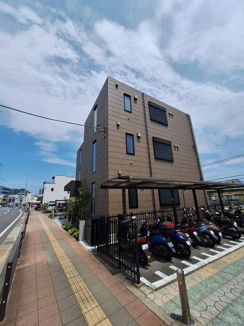 プルミエール湘南二宮Ⅰの外観|耐震耐火旭化成へーベルメゾン　２０２４．６完成　ＺＥＨ―Ｍ対応