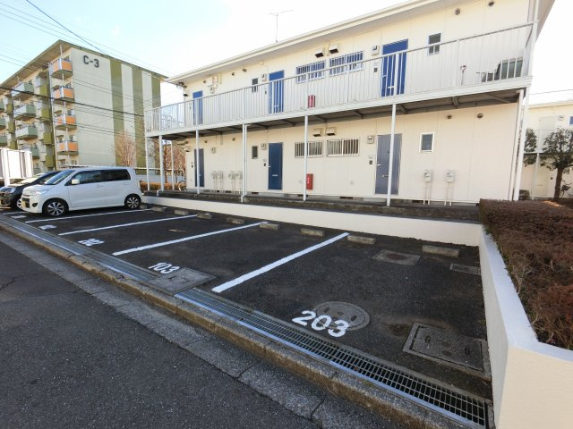【駐車場】