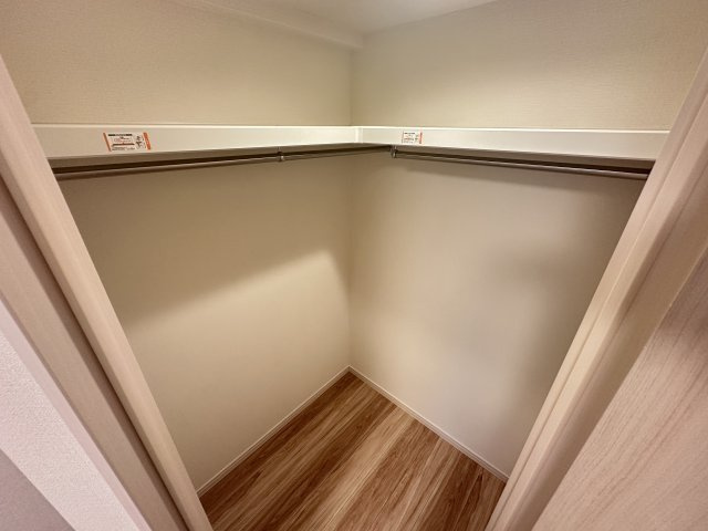 エンゼルハイム大倉山第三の収納|衣類や箱物や思い出の品もたっぷり収納できるのでお子様の成長に合わせた収納ができそうですね。