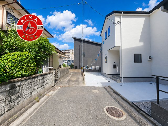 大野城市上大利4丁目第3-1棟（1号棟）の外観|前面道路含む現地の写真です。
