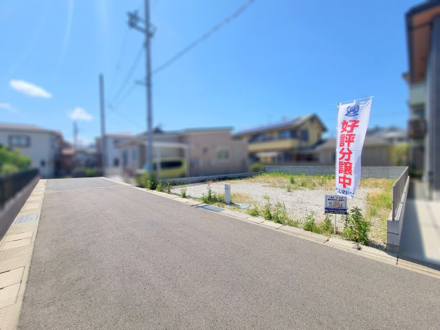 ライフフィールド太田2区画（58-6・58-8）の前面道路含む現地写真