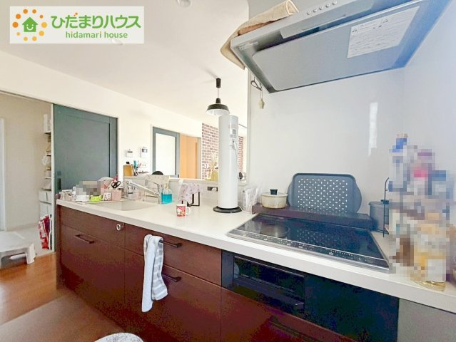 日立市東滑川町２丁目　中古戸建のキッチン|3口コンロでお料理する時間も短くなりそうですね(*‘∀‘)