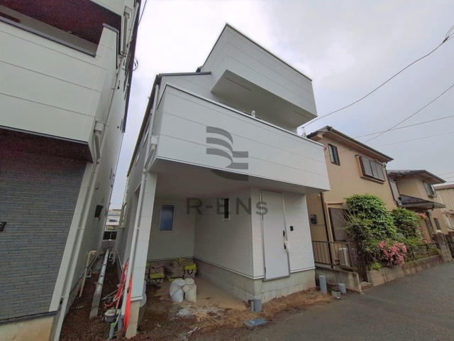 【外観】 | 西東京市東町２丁目　新築戸建て　B号棟 | 住む人を写し出す洗練された佇まいは時間と共に輝きを増します
