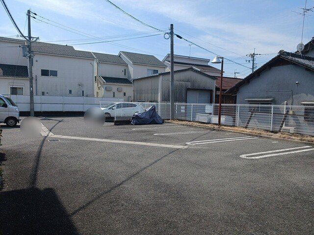 イノセント　エンジェルの駐車場
