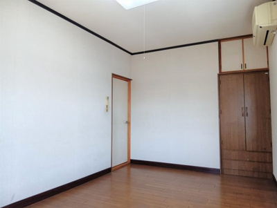 【洋室】 | 南河内郡太子町春日 戸建 | 2階 洋室7.5帖