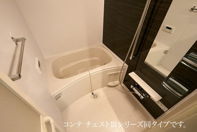 ヒカルサさいたま吉野の浴室|日々の疲れを癒すお風呂付です