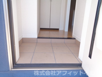 【エントランス】 | ランドマークレイ