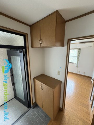 藤沢市石川　中古戸建　の玄関|シューズボックス