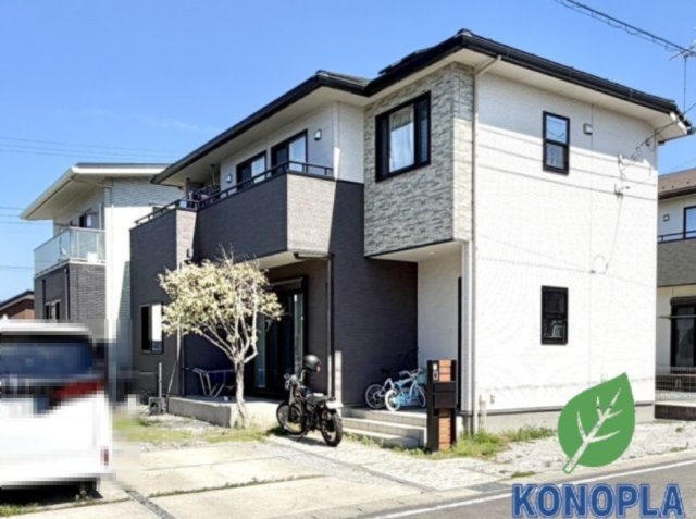 【中古戸建】前橋市青柳町 の外観|■外観｜特徴のある個性的な住まいと美しい街並み、そして住みやすい環境を、ぜひ現地でご覧になりませんか。お気軽にお問合せください(^^)  