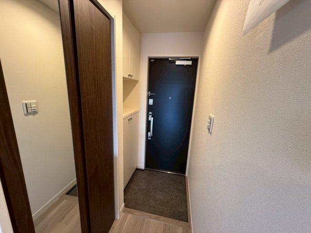 レジデンスUトヨナカの玄関