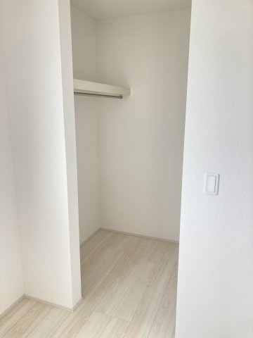 リナージュネクスジー前橋市下石倉町01期　1号棟（平屋）の収納|【イメージ画像】洋室2収納：ウォークインクローゼットです♪