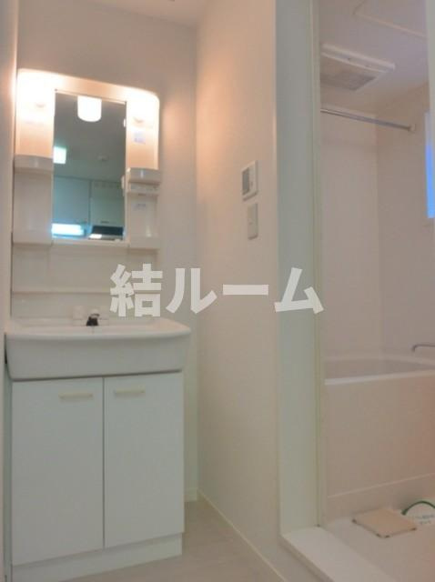 新宿区西早稲田３丁目のアパートの洗面所