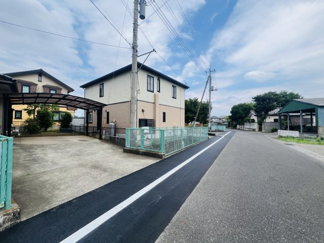 伊勢崎市田中島町の前面道路含む現地写真|閑静な住宅地◎