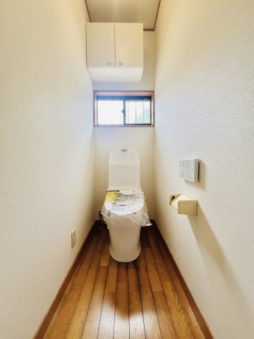 伊勢崎市田中島町のトイレ|清潔感のあるトイレは1.2階に