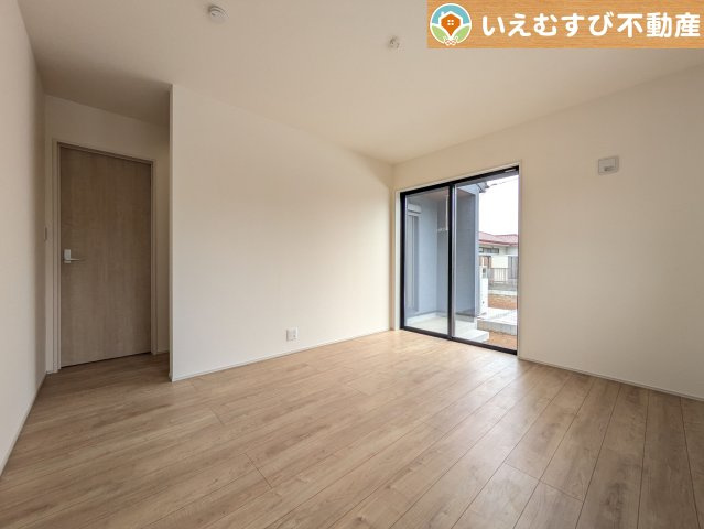 Livele Garden.S　熊谷肥塚第3の洋室