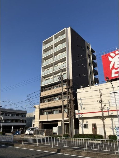 ブルームライフ八田駅前の外観