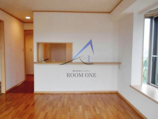 ＥＳＰＥＲＡＮＺＡの居間・リビング|洋室のお部屋です。
