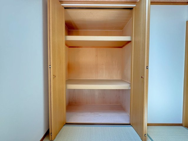 ◆令和７年７月リフォーム済みにつき美室◆「伊勢田」駅まで徒歩６分◆収納豊富◆宇治市伊勢田町若林の収納|押入