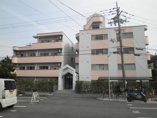 カサグランデ嵯峨野の外観