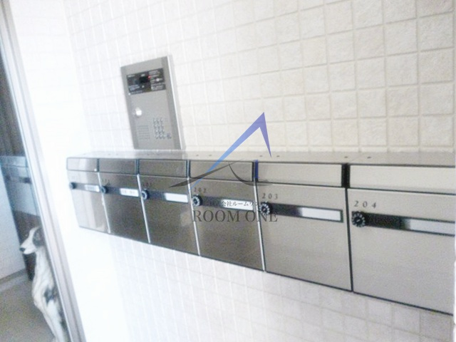 レスポワールのその他共用部分|集合ポストです。