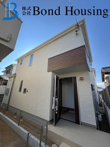 築浅戸建　太陽光蓄電池付き　竜が岡5丁目　築3年の外観