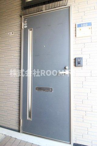 リヴ・ハイツ　Ⅰ・Ⅱ・Ⅲの玄関|毎日通る玄関はこちらです